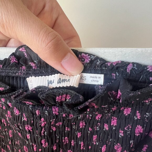 Francesca's off the shoulder floral top - Picture 5 of 7